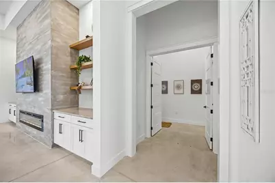 143 Creek Drive SE, Port Charlotte, FL 33952 - Photo 12