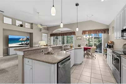 7822 Troon Court, Lakewood Ranch, FL 34202 - Photo 24
