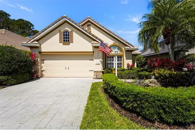 7822 Troon Court, Lakewood Ranch, FL 34202 - Photo 2