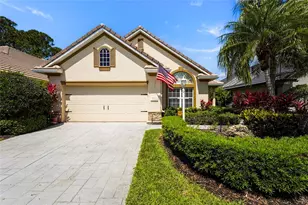 7822 Troon Ct, Lakewood Ranch, FL 34202 - Photo 2