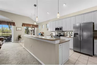 7822 Troon Court, Lakewood Ranch, FL 34202 - Photo 4