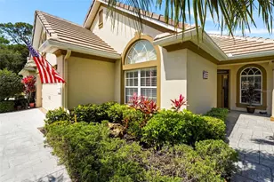 7822 Troon Ct, Lakewood Ranch, FL 34202 - Photo 2