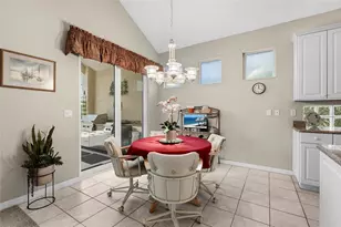 7822 Troon Ct, Lakewood Ranch, FL 34202 - Photo 6