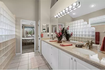 7822 Troon Court, Lakewood Ranch, FL 34202 - Photo 10
