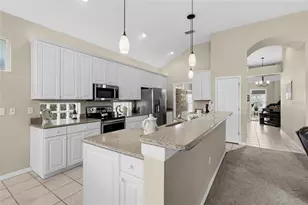 7822 Troon Ct, Lakewood Ranch, FL 34202 - Photo 6