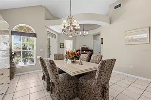 7822 Troon Ct, Lakewood Ranch, FL 34202 - Photo 8