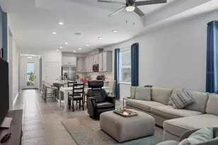 7724 Saloon Ln, Sarasota, FL 34240 - Photo 8