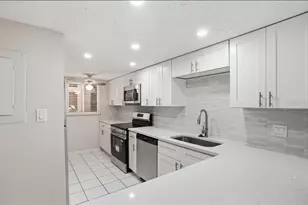 3700 S Osprey Ave, Sarasota, FL 34239 - Photo 10