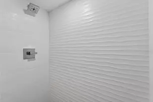 828 Bayport Wy, Longboat Key, FL 34228 - Photo 40