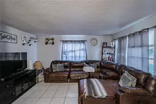 210 Amherst Ave, Sarasota, FL 34232 - Photo 18