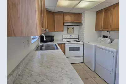 210 Amherst Avenue #100, Sarasota, FL 34232 - Photo 4