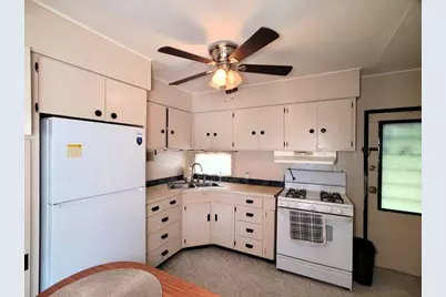 407 51st Avenue Terrace W, Bradenton, FL 34207 - Photo 2