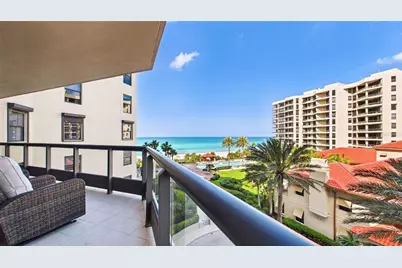 1241 Gulf Of Mexico Drive #506, Longboat Key, FL 34228 - Photo 16