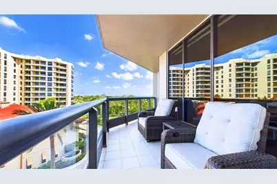 1241 Gulf Of Mexico Drive #506, Longboat Key, FL 34228 - Photo 18