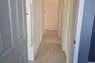 7404 38th Ct E, Sarasota, FL 34243 - Photo 44