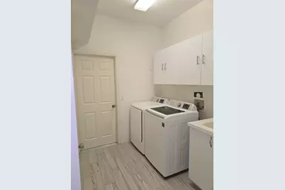 7404 38th Court E, Sarasota, FL 34243 - Photo 50