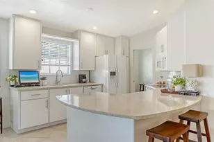 5867 Helicon Pl, Sarasota, FL 34238 - Photo 2