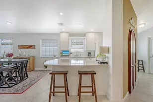 5867 Helicon Pl, Sarasota, FL 34238 - Photo 4