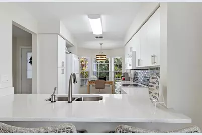 6401 Approach Road #32, Sarasota, FL 34238 - Photo 10