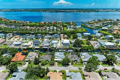 4527 Blue Marlin Drive, Bradenton, FL 34208 - Photo 2