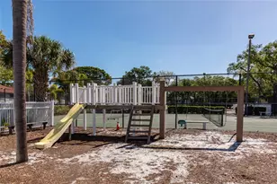 4425 45th Ave W, Bradenton, FL 34210 - Photo 16