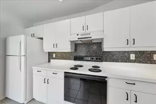 1288 Spoonbill Landings Cir, Bradenton, FL 34209 - Photo 8