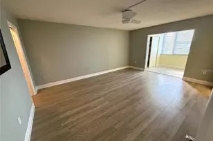 4775 Cove Cir, Saint Petersburg, FL 33708 - Photo 10