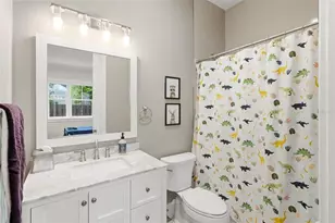 1705 Wisconsin Ln, Sarasota, FL 34239 - Photo 38