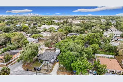 3804 N 52nd Street, Tampa, FL 33619 - Photo 2