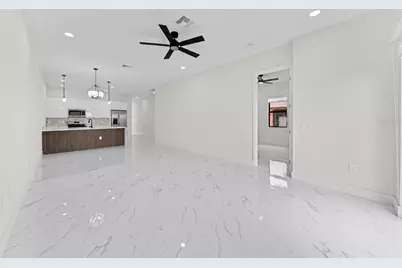 1024/1026 Diplomat Parkway E, Cape Coral, FL 33909 - Photo 8