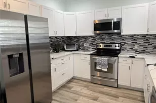 3304 Lisa Ln, Naples, FL 34109 - Photo 16