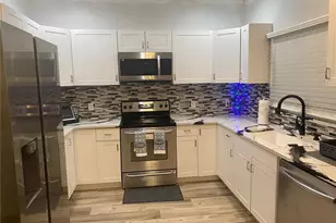3304 Lisa Ln, Naples, FL 34109 - Photo 18