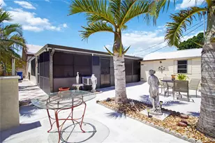 1028 Lillian St, Venice, FL 34285 - Photo 30
