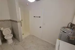 1028 Lillian St, Venice, FL 34285 - Photo 16