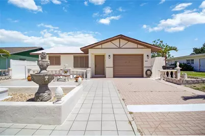 1028 Lillian Street, Venice, FL 34285 - Photo 2
