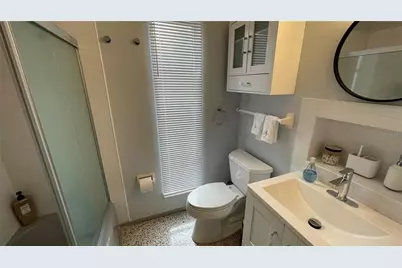 2832 Bay Street, Sarasota, FL 34237 - Photo 18