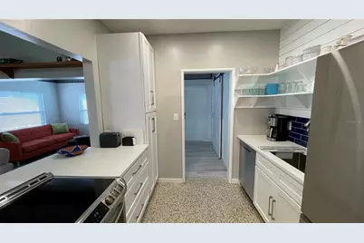 2832 Bay Street, Sarasota, FL 34237 - Photo 8