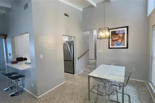 2832 Bay St, Sarasota, FL 34237 - Photo 10