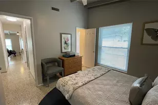 2832 Bay St, Sarasota, FL 34237 - Photo 14