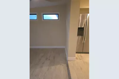 2212 Vinson Avenue, Sarasota, FL 34232 - Photo 10