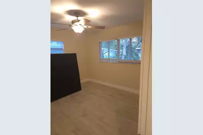 2212 Vinson Avenue, Sarasota, FL 34232 - Photo 12