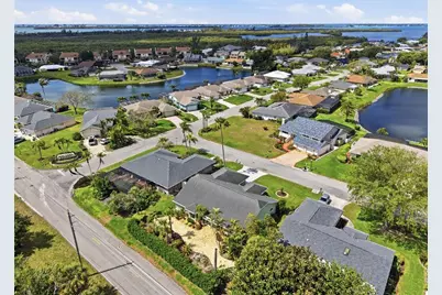5207 86th Street Court W, Bradenton, FL 34210 - Photo 34