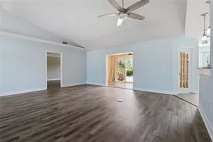 5207 86th St Ct W, Bradenton, FL 34210 - Photo 6