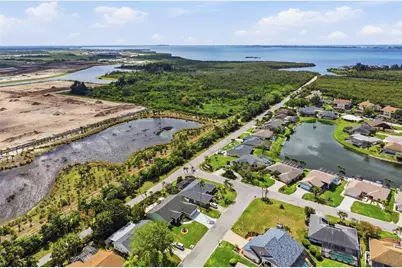 5207 86th Street Court W, Bradenton, FL 34210 - Photo 36