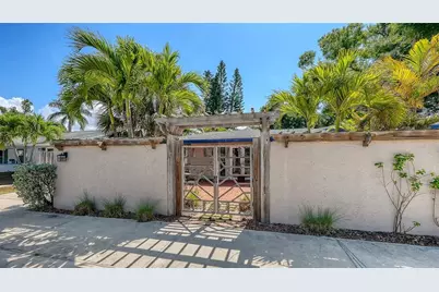 1127 S Osprey Avenue, Sarasota, FL 34236 - Photo 4