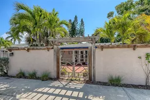 1127 S Osprey Ave, Sarasota, FL 34236 - Photo 6