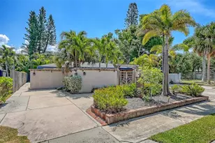 1127 S Osprey Ave, Sarasota, FL 34236 - Photo 1