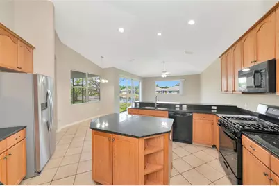 12079 Aster Avenue, Bradenton, FL 34212 - Photo 10