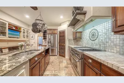 922 Indian Beach Drive, Sarasota, FL 34234 - Photo 14