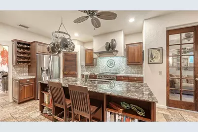 922 Indian Beach Drive, Sarasota, FL 34234 - Photo 12